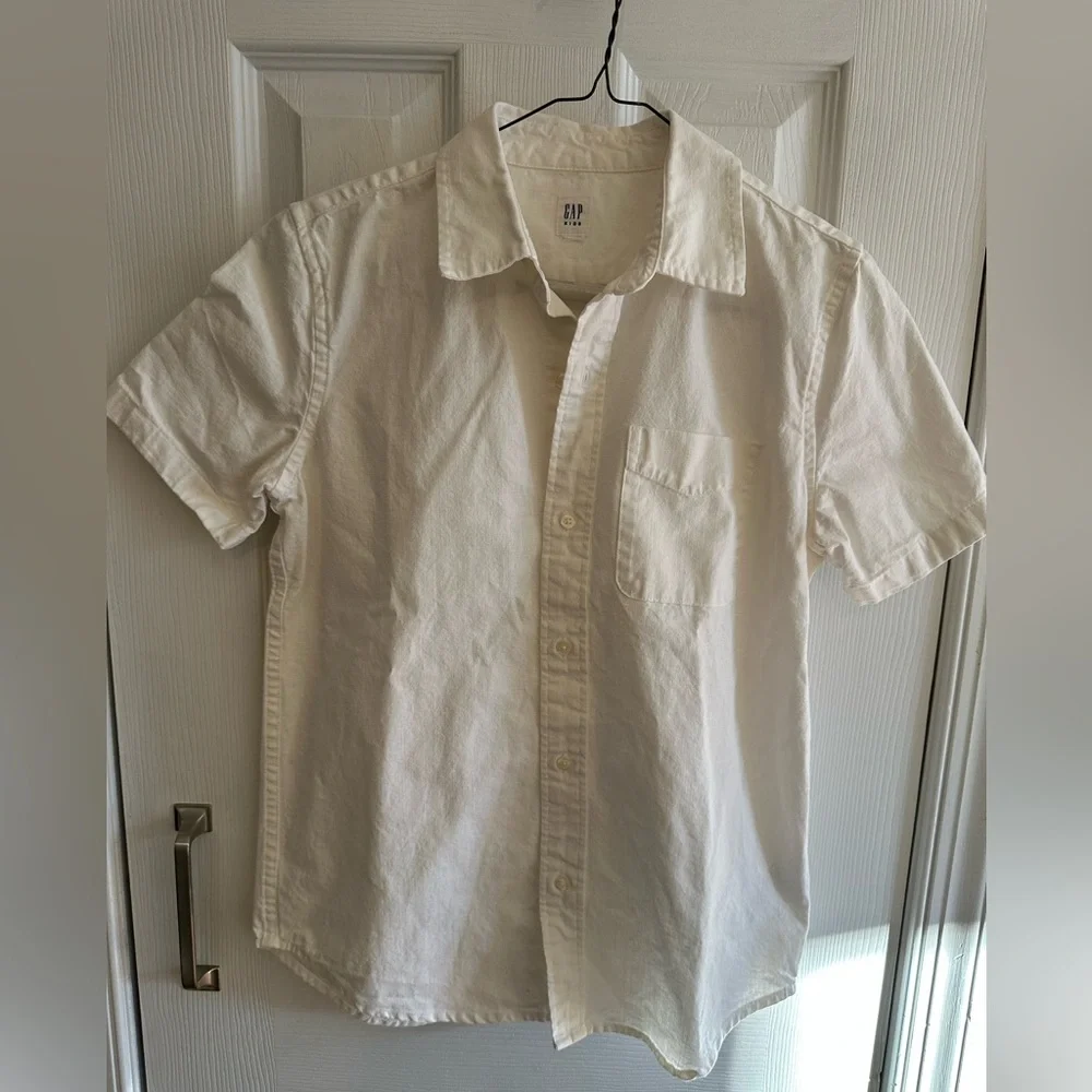 NWOT Gapkids white waffle knit type short sleeve button down size 10